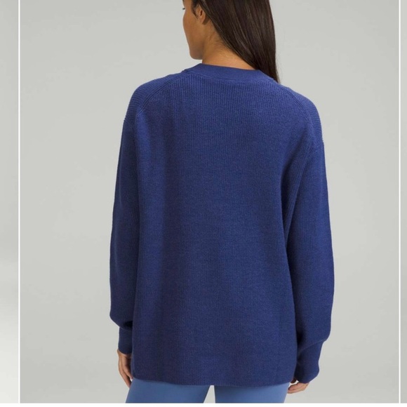 lululemon Merino Wool Blend Ribbed Blue Crew Neck Sweater - Picture 2 of 11